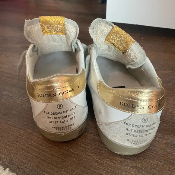 Women's size 37 Golden Goose superstar sneakers